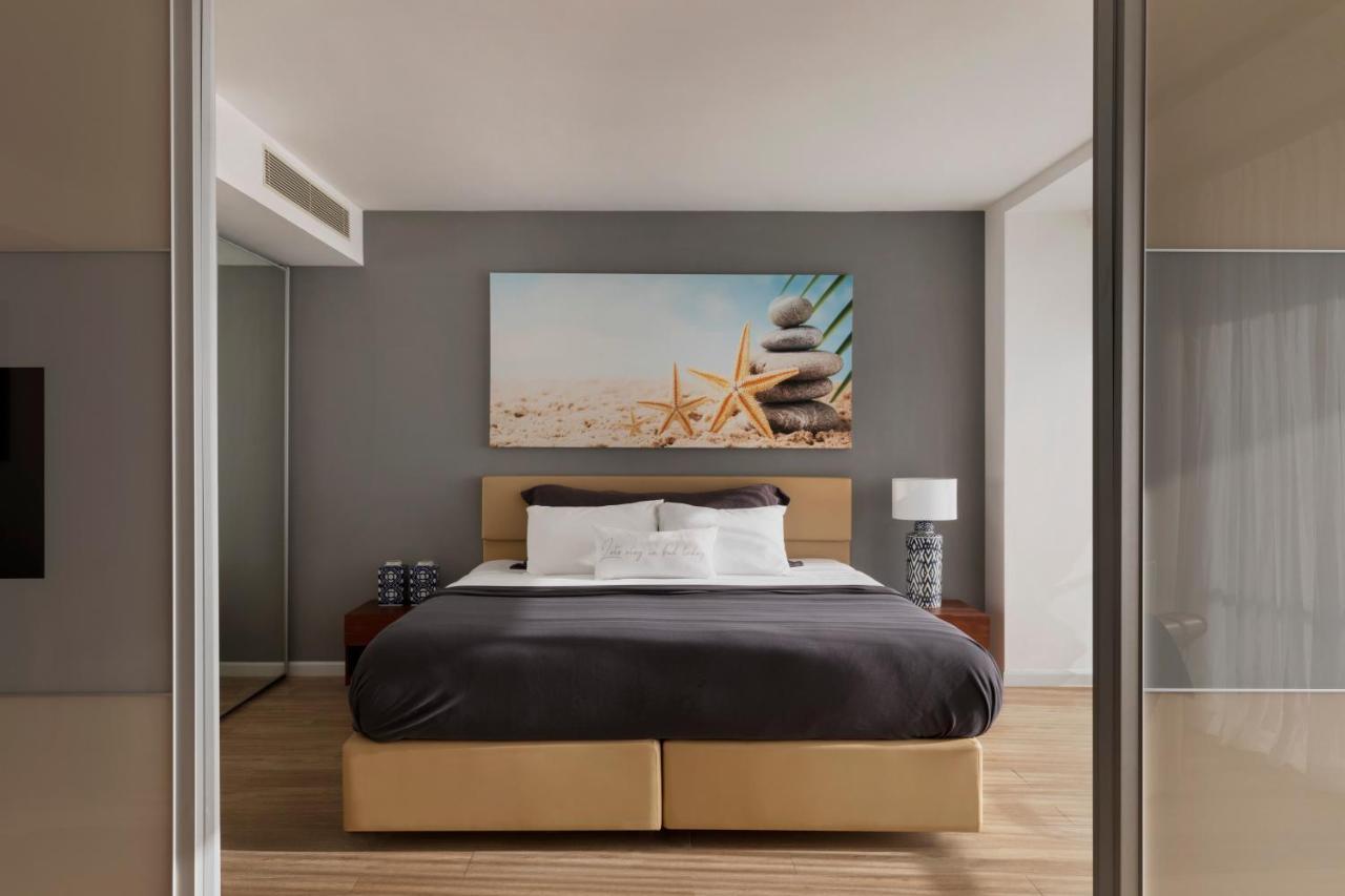 Ramada Resort Hadera Beach Exterior foto