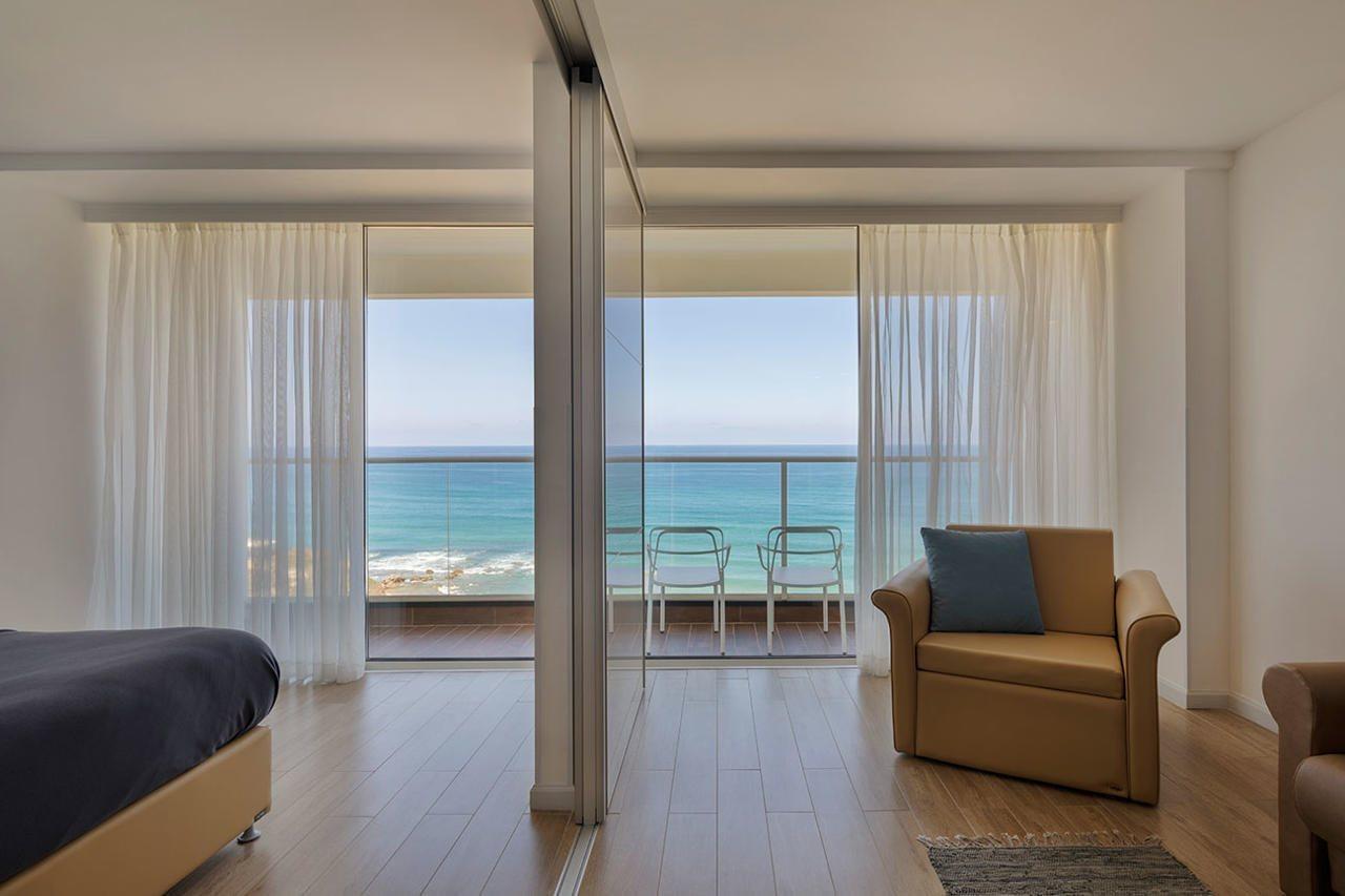 Ramada Resort Hadera Beach Exterior foto