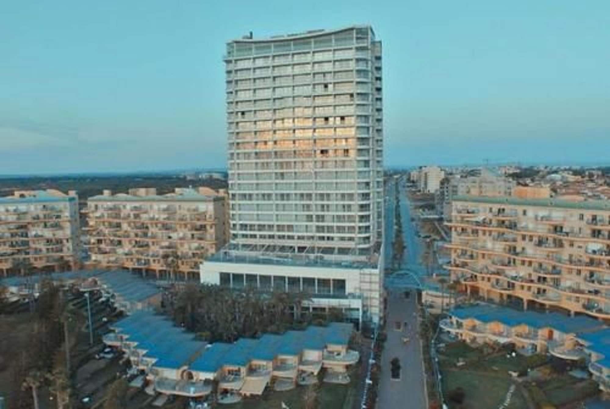 Ramada Resort Hadera Beach Exterior foto
